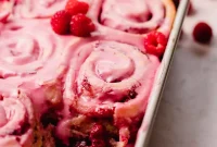Gooey Raspberry Rolls Recipe: Soft, Homemade Pastry