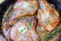 Pan-Seared Pork Chops with Rustic Sun-Dried Tomato Sauce