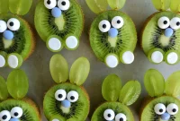 Cute Easter Bunny Fruit Platter Ideas for Spring Parties