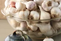 Fall Garlic Planting Guide: How to Plant Garlic for Big Bulbs