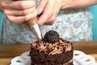 Bake Twice the Joy: How to Double Recipes and Choose Cake Pans