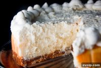 Creamy Vanilla Bean Cheesecake Recipe for Perfectly Smooth Slices