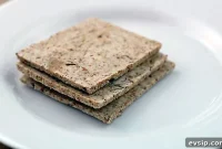 Crispy Almond Pulp Crackers: Crunchy Gluten-Free Snack Recipe