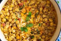 Chile con Queso Mac & Cheese: Creamy Southwest Baked Pasta