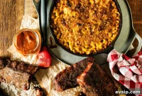 Smoky Jalapeño Mac and Cheese with Crispy Topping