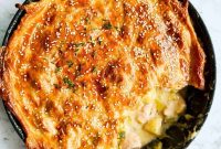 Classic Chicken and Leek Pie Recipe for Comforting Weeknight Meals