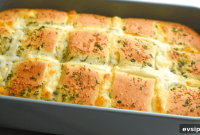 Homemade Cheesy Garlic Bread Recipe from Scratch