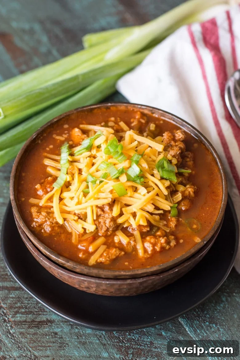 This hearty keto chili features tons of meat, peppers, spices and tomatoes!