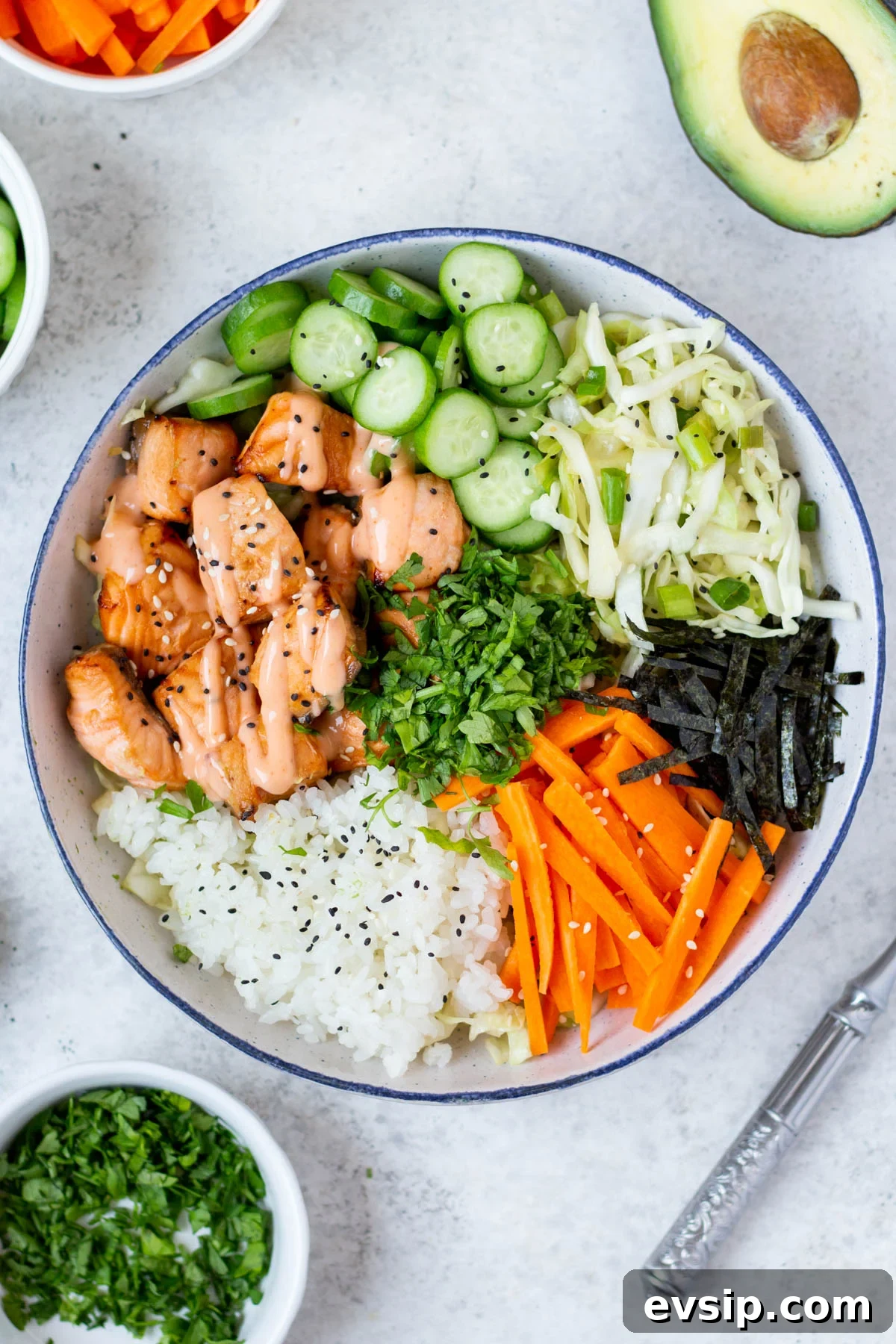 spicy-salmon-bowl