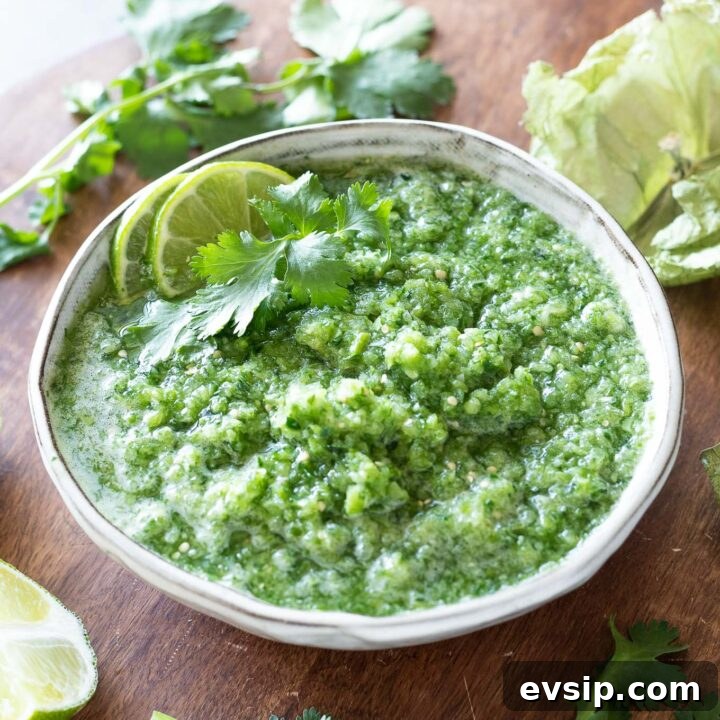 Image for Tomatillo Salsa Recipe