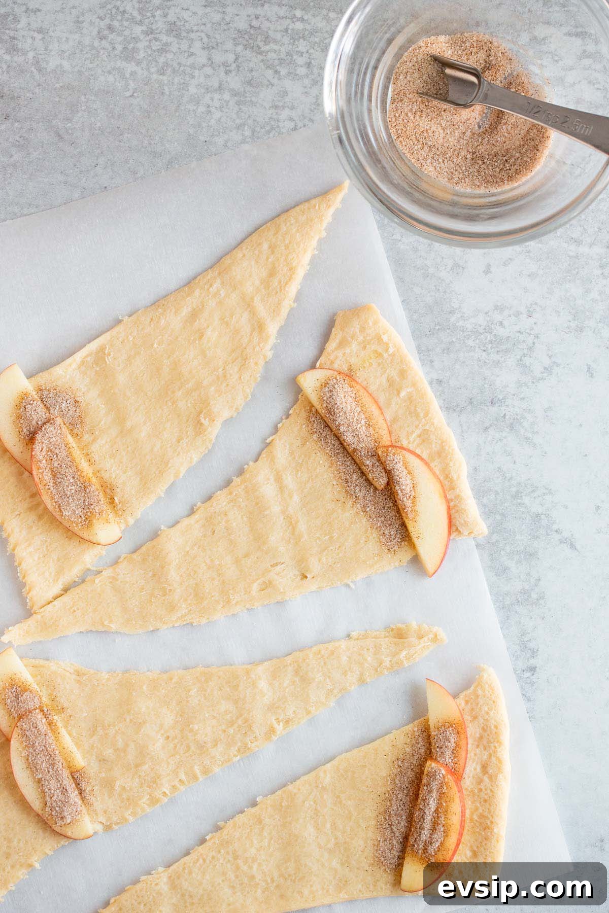 Assembling the apple pie crescent bites