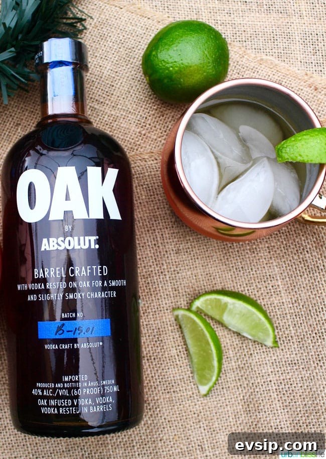 Classic Moscow Mule Cocktail Recipe: How to Make It Perfectly 4 Classic Moscow Mule with Oak Absolut