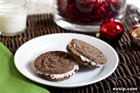 Peppermint Chocolate Sandwich Cookies Recipe – Festive Mint Cookies 10 Peppermint Chocolate Sandwich Cookies Recipe | SnappyGourmet.com