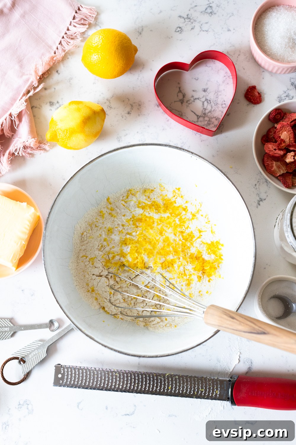 Glazed Strawberry Lemon Heart Cookie ingredients