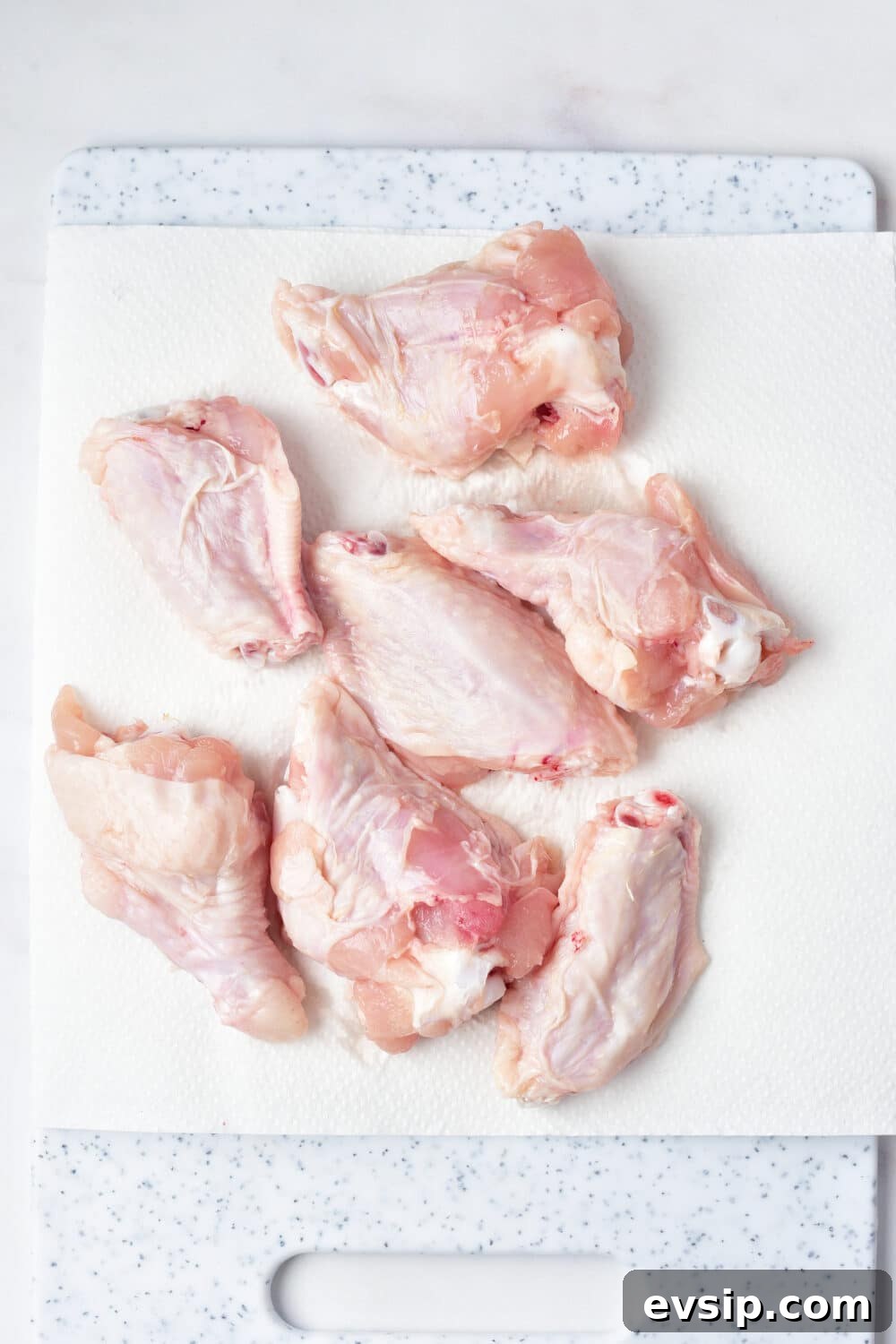 raw chicken wings dried