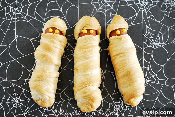 Hot Dog Mummies