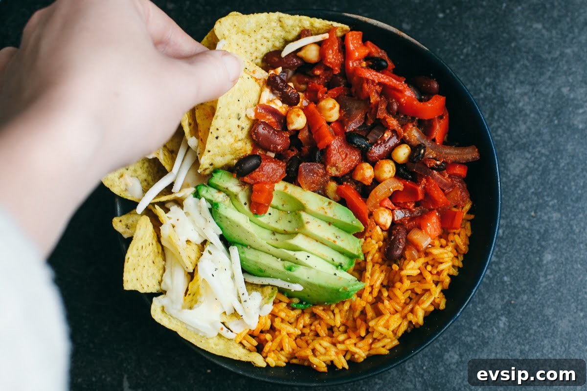 #Vegan Bean Chilli Nacho Bowl