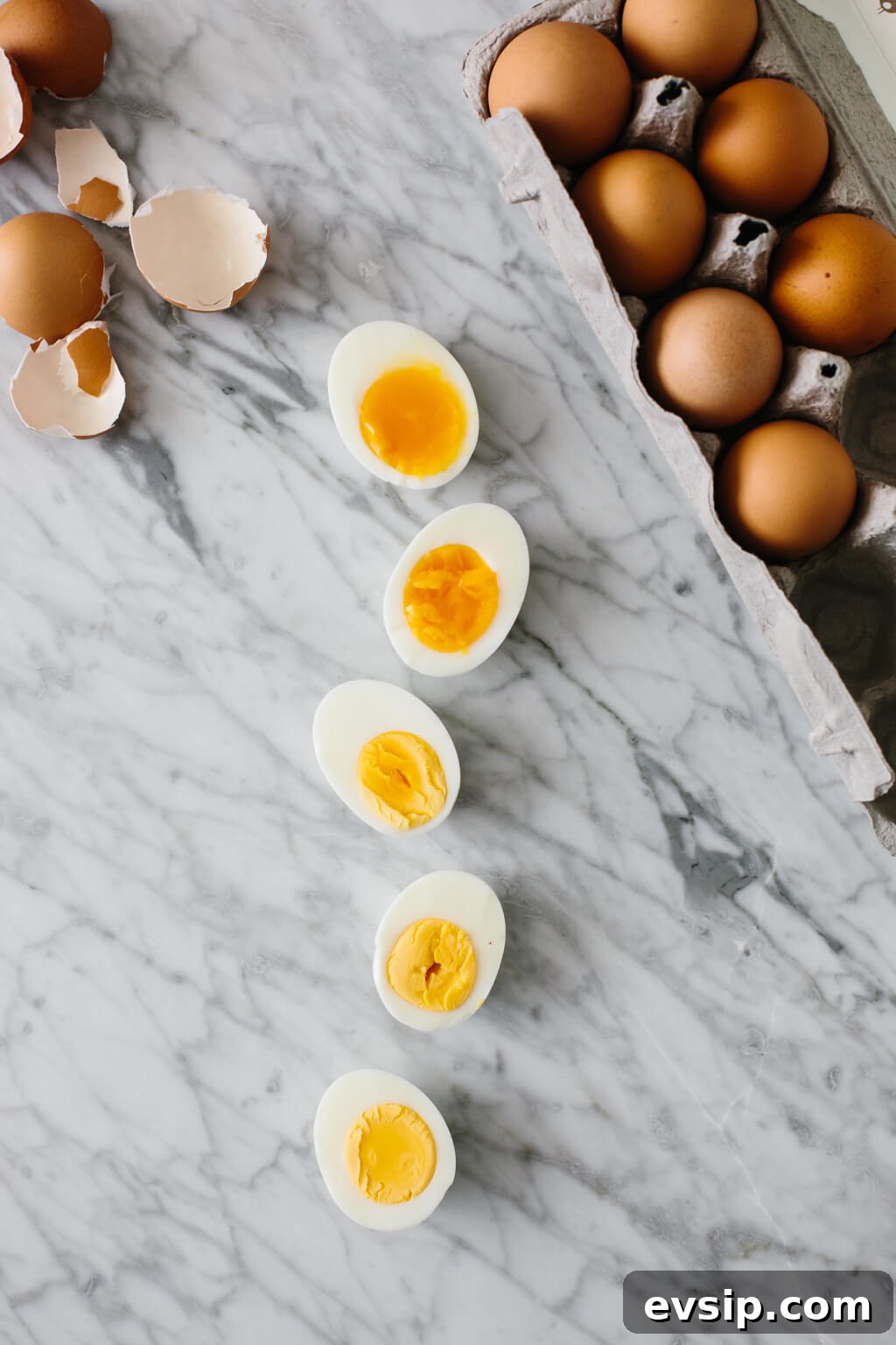 Top 10 Most Popular Recipes of 2018 You’ll Want to Try 3 Learn how to make hard boiled eggs (and soft boiled eggs) so they turn out perfectly every time. My hard boiled eggs recipe is super easy and allows you to cook a variety of eggs for the entire family - all in one pot.