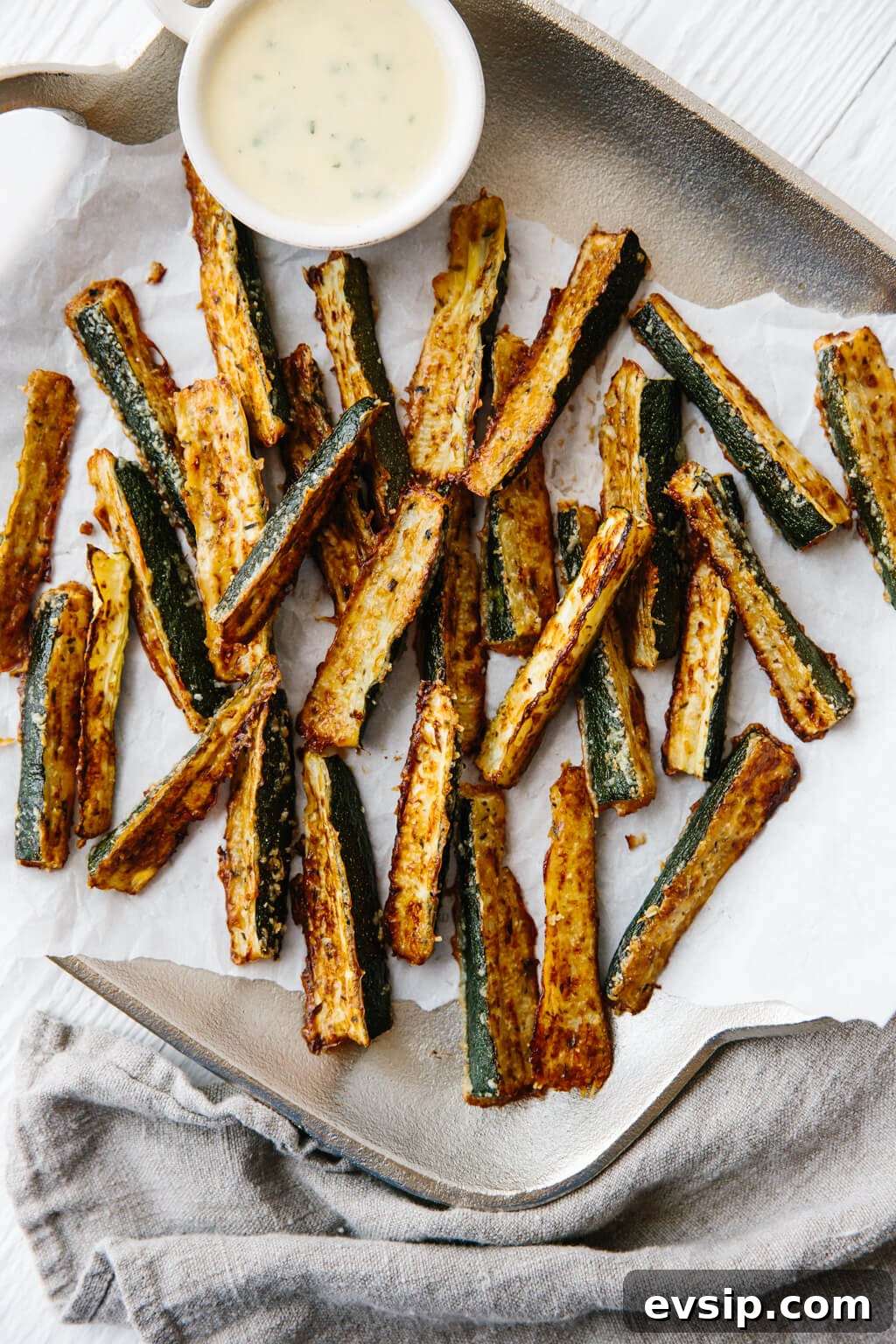 Top 10 Most Popular Recipes of 2018 You’ll Want to Try 9 These baked zucchini fries are ultra cheesy and flavorful with freshly grated Parmesan cheese. They're also gluten-free, low-carb, paleo and keto-friendly for a delicious, healthy snack recipe.