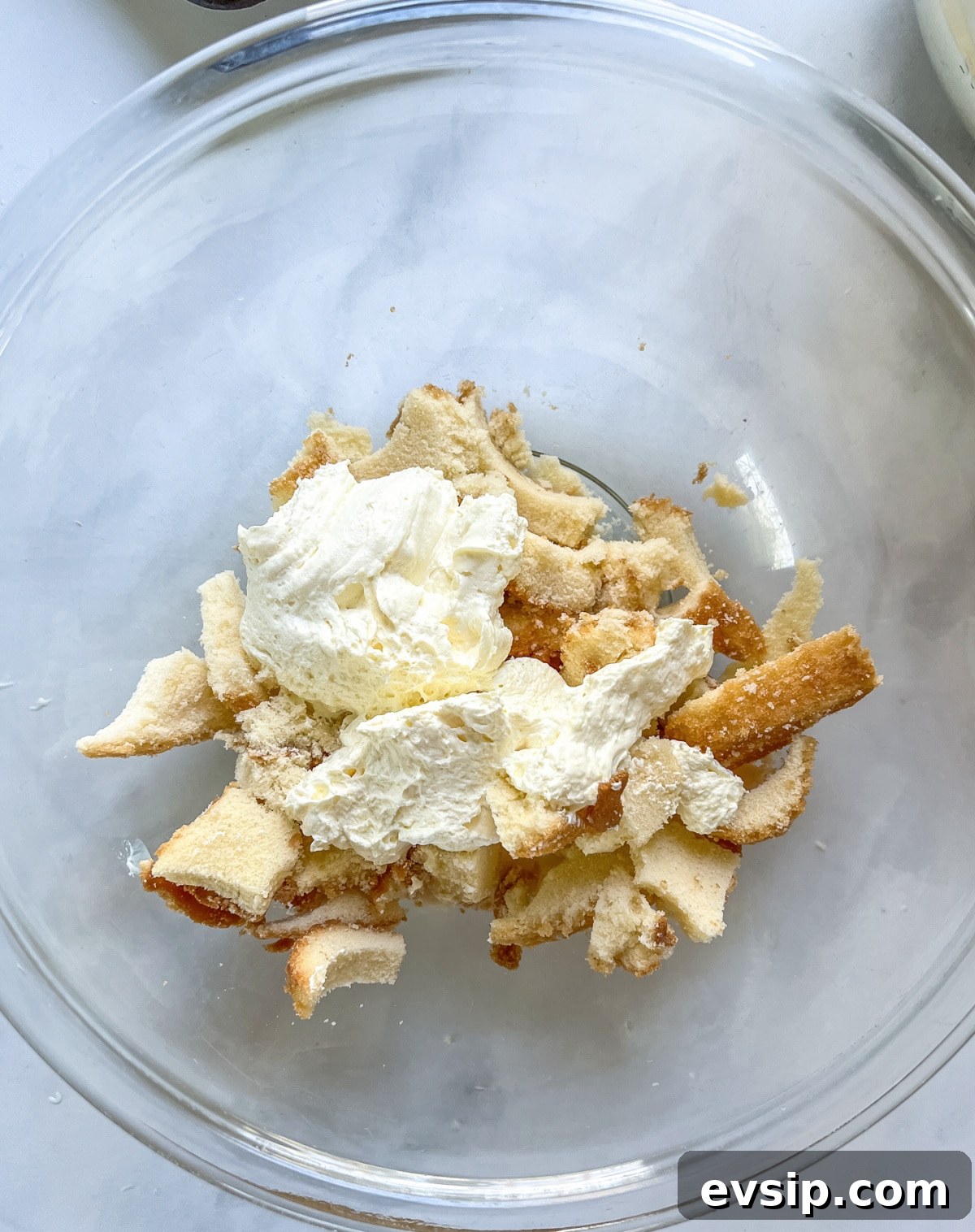 mix pudding with cake scraps