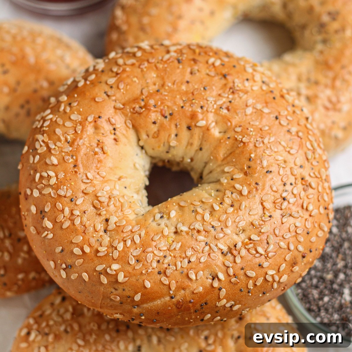 15 Delicious Cottage Cheese Recipes for Every Meal 14 Homemade protein bagels made with cottage cheese, a great addition to breakfasts or lunch on the go