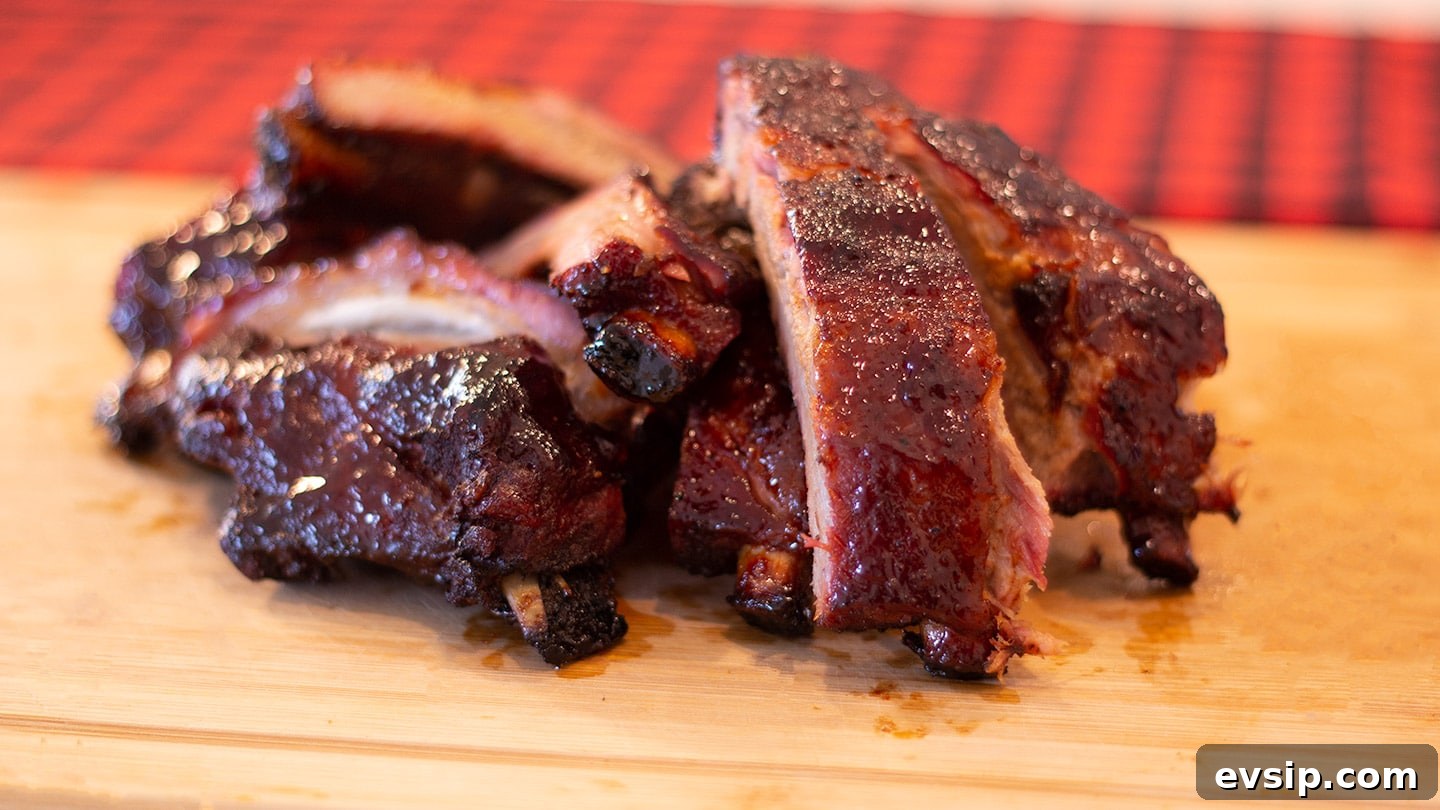 Some bbq ribs on a cutting board