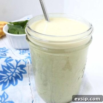 Creamy Almond Butter Banana Smoothie #smoothie #smoothierecipe #almondbuttersmoothie
