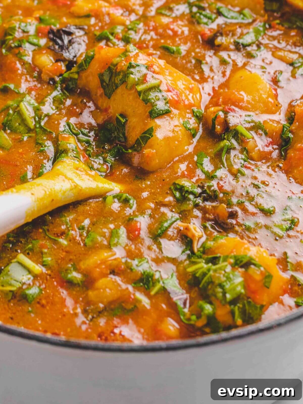 A pot of yam porridge.