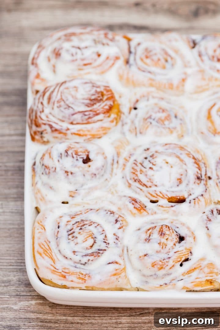 fluffy-snack-with-cream-cheese-frosting