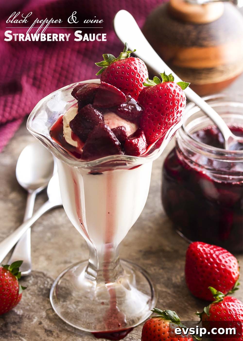Strawberry sauce extra image 2