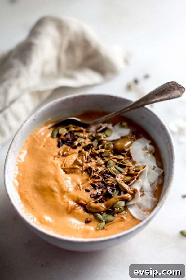 A fall glow smoothie bowl.